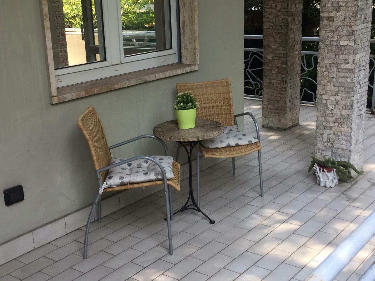 La Villa Del Cedro Monza Buitenkant foto