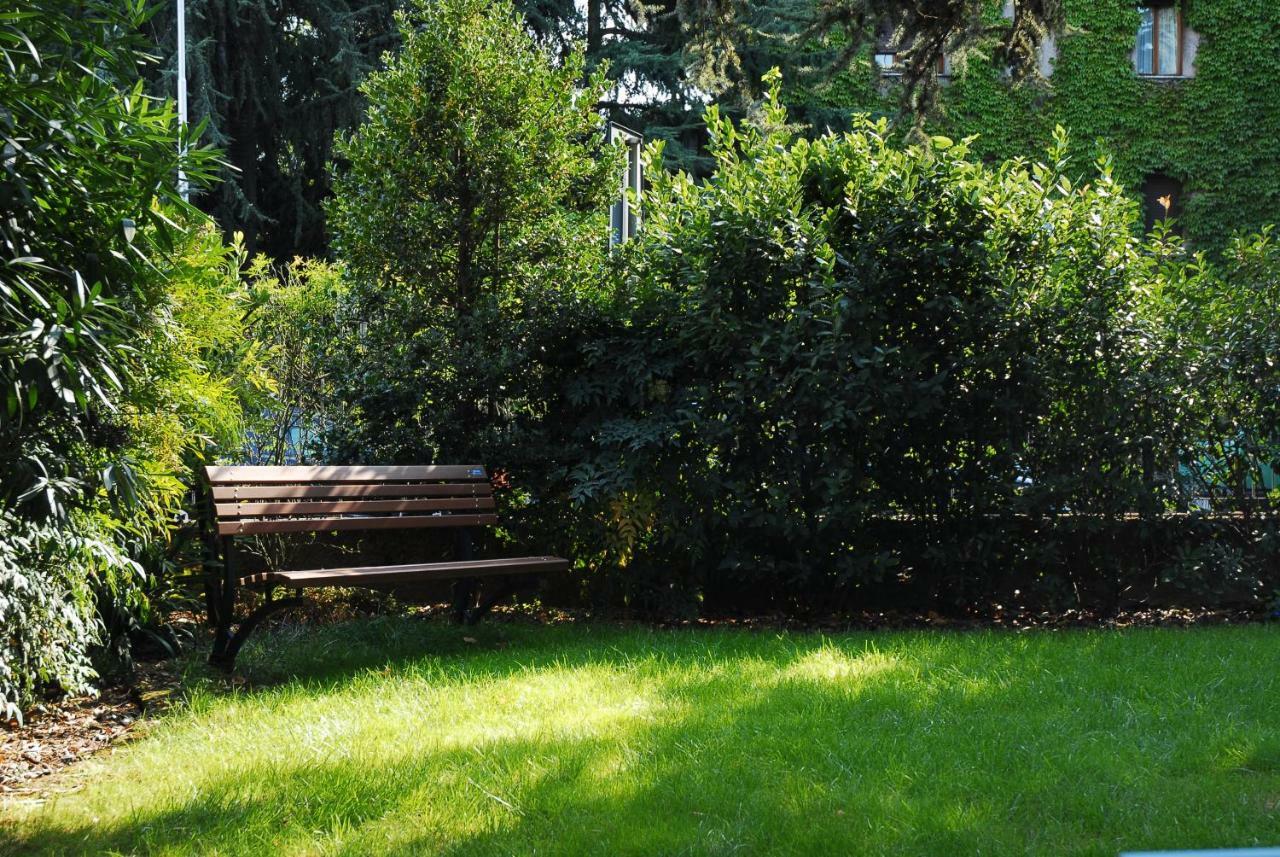 La Villa Del Cedro Monza Buitenkant foto